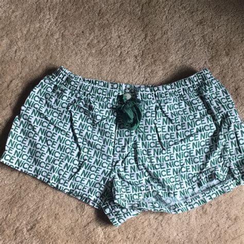 aerie christmas shorts